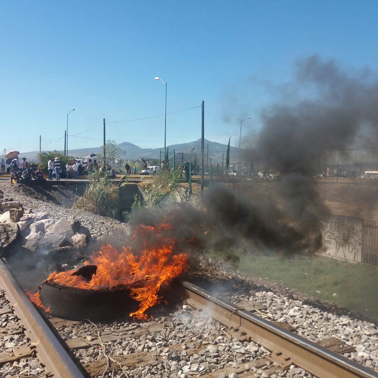 cnte-bloqueo-tren