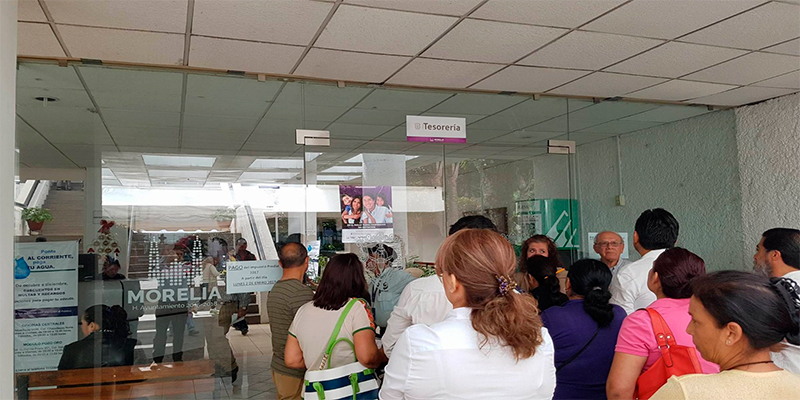 denúnciamesta-tesorería-de-Morelia-cierra-para-irse-de-fiesta