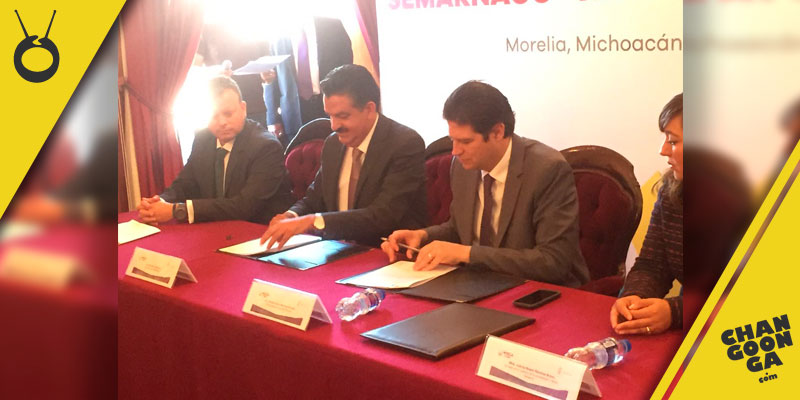 firma-convenio-ayuntamiento-y-semarnacc