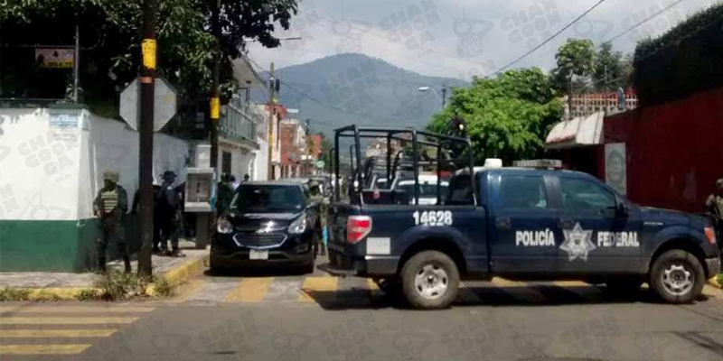 Federales-Detienen-A-Vato-Armado-En-Uruapan