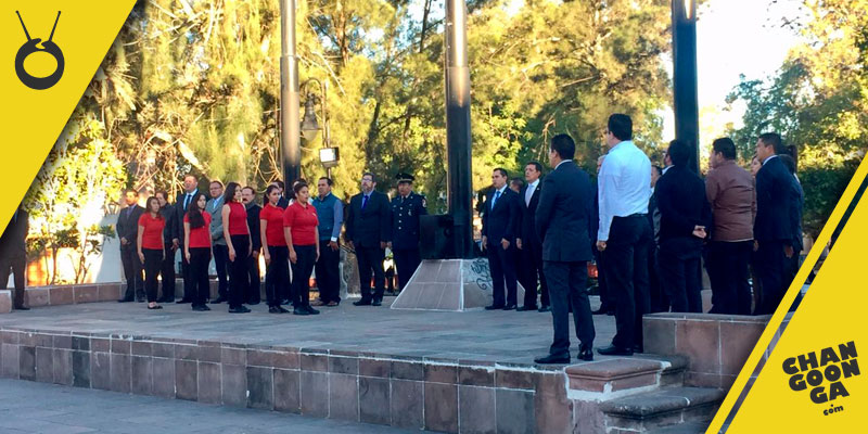 izamiento-Bandera-natalico-Melchor-Ocampo-2