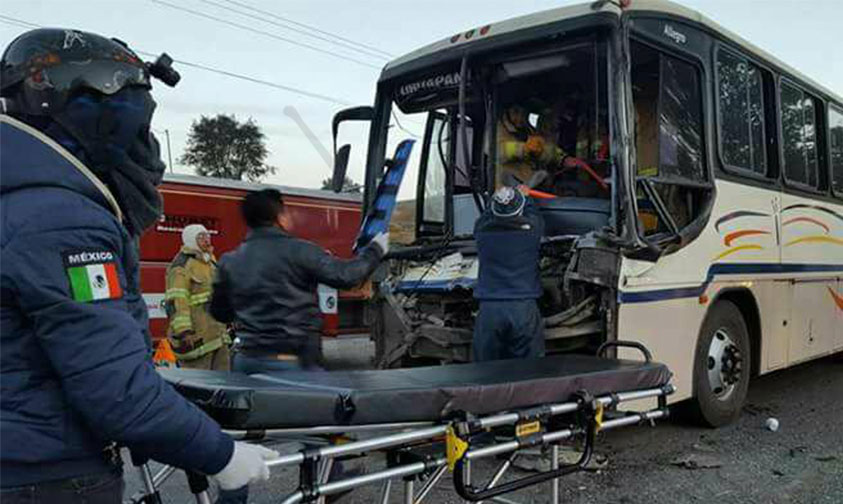 Paracho-accidente-autobús-chofer-1