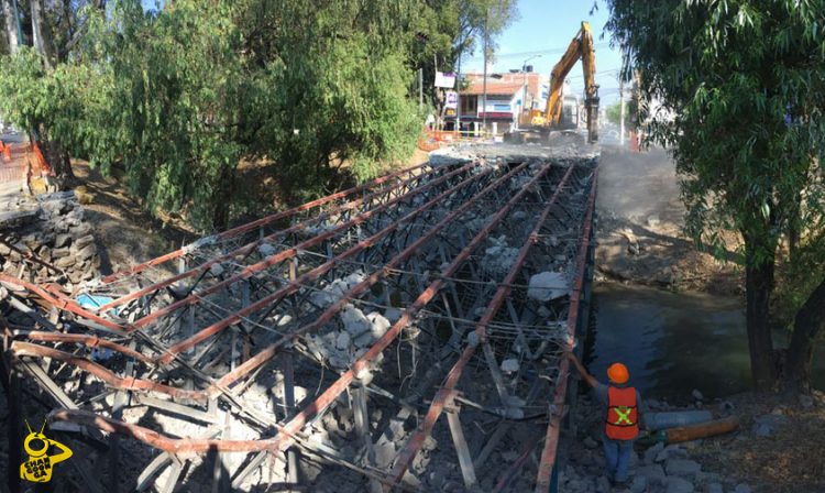 Destruccion Puente Morelia