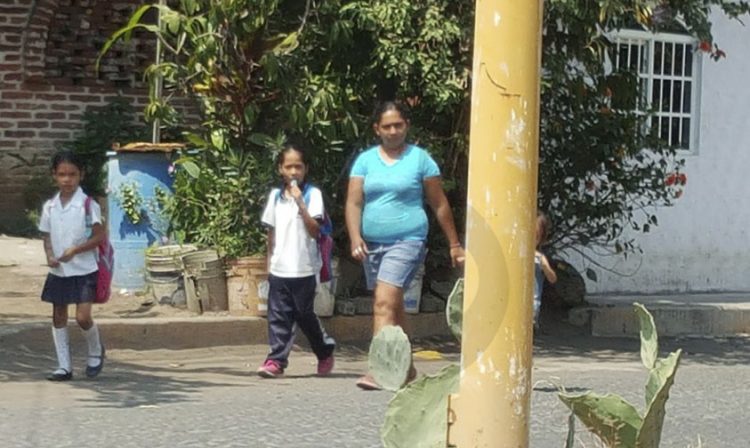 suspenden clases Apatzingán