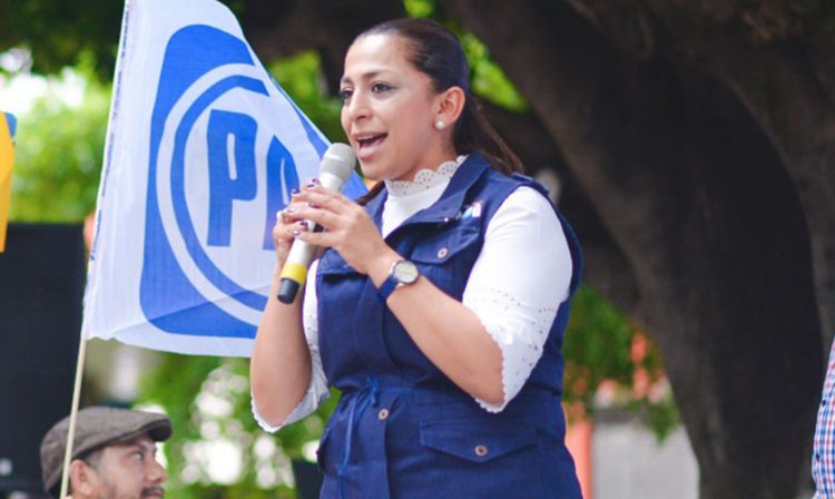 Alma Mireya González