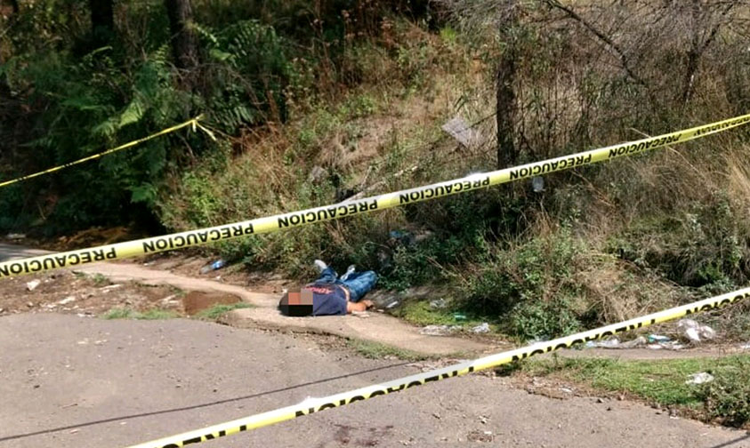 cadáver baleado Uruapan