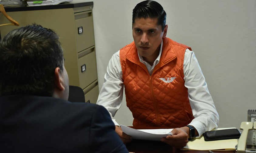 denuncia Javier Paredes
