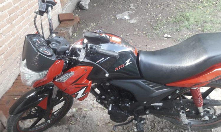 motociclistas Apatzingán jóvenes