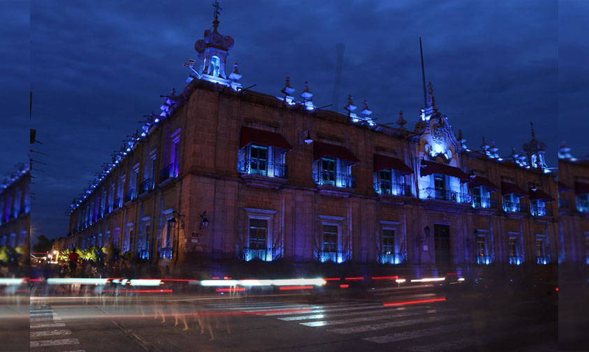 Palacio de Gobierno trata de personas Azul Morelia