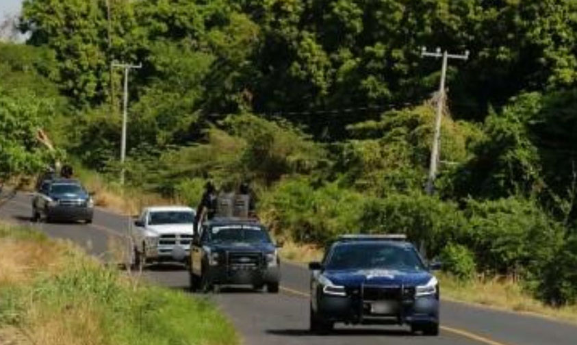 detenidos unidades agencia automotriz Uruapan