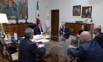 Silvano Aureoles Armenia