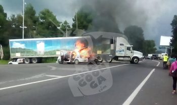 quemar auto Michoacán a