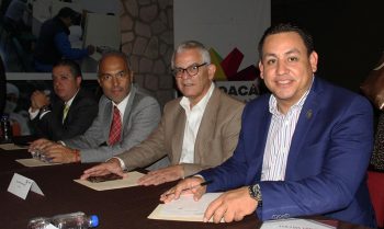 trámites regulación Uruapan Víctor Manríquez