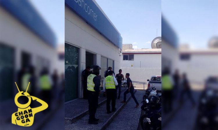 A Punta De Tronadora, Quitaron A Chavo 59 Mil Baros En Banco De Camelinas