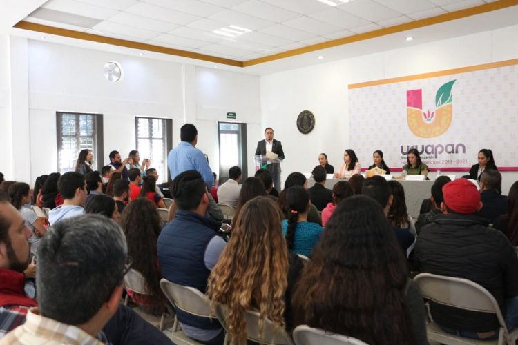 Gobierno Municipal refrenda apertura a estudiantes de distintos planteles educativos de Uruapan