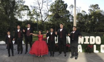 quinceañera Los Pinos México