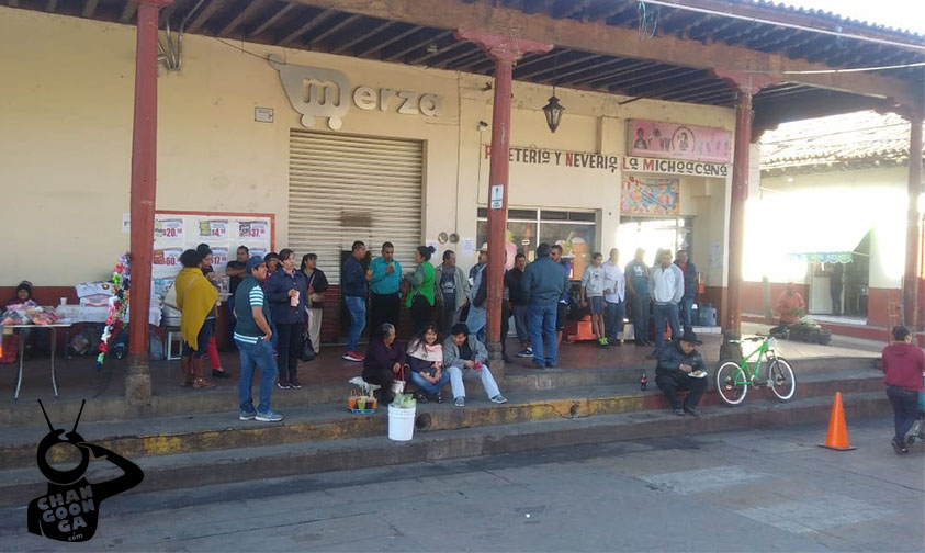 Maestros marcha Chilchota pago a