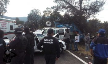 tráiler autos Uruapan