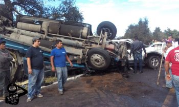 tráiler autos Uruapan