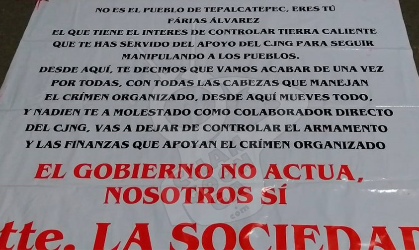 narcomantas-Apatzingán-Michoacán