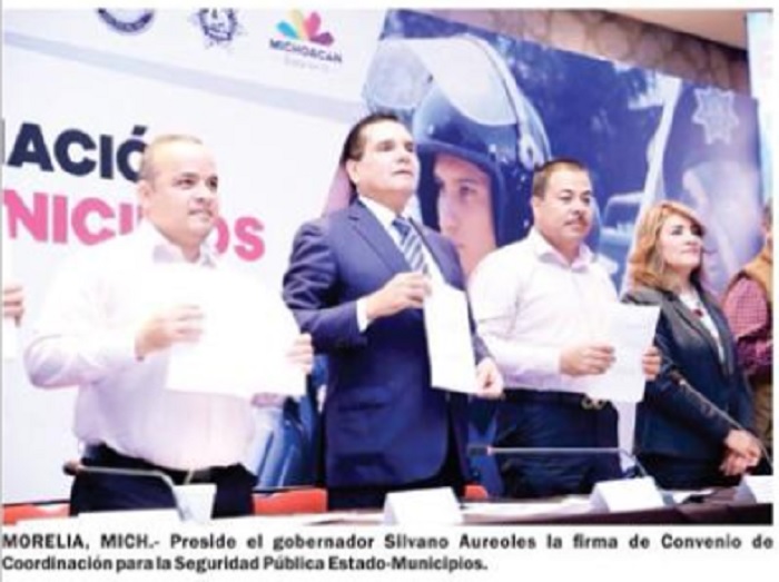 Publicación del diario ABC difundida por el alcalde de Aguililla  