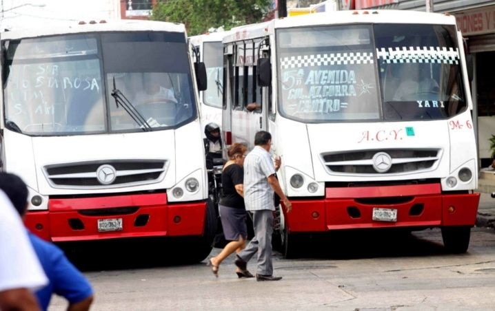 Reportan que los contagiados ya fueron puestos en cuarentena, pero tuvieron contacto con pasajeros