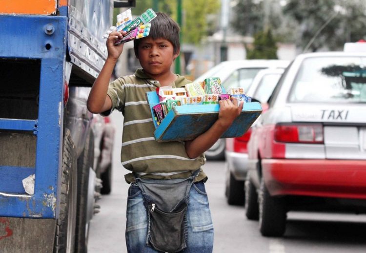 Que Papás De Niños Vendedores Entiendan No Deben Salir A La Calle: DIF Morelia
