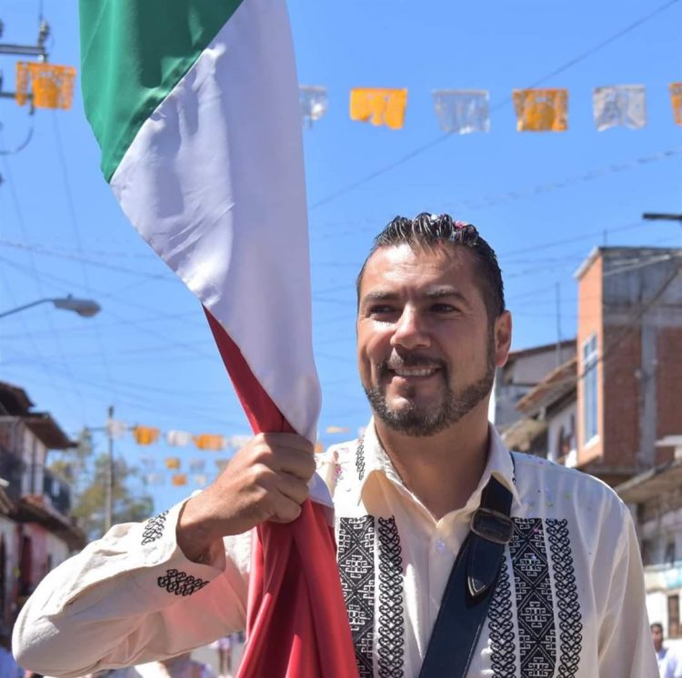 Adrián Melgoza Novoa, alcalde de Erongarícuaro