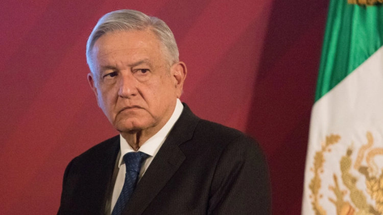 “Bájenle”, Pide AMLO A Delincuentes Que Reparten Despensas: “Eso No Ayuda”