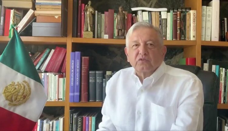 Destacó el sacrificio que están haciendo algunas familias mexicanas de quedarse dentro de sus hogares, y dijo que es un ejemplo para los demás países