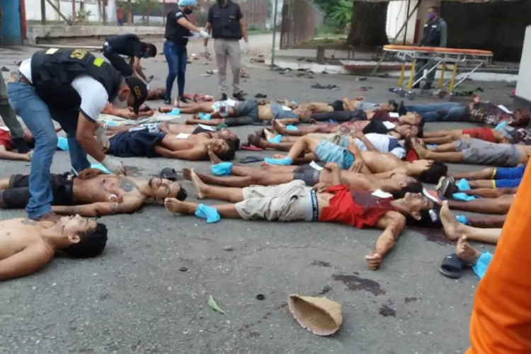 Masacre En Prisión De Venezuela: Mueren 46 Reos, Acusan Motín Y Fuga