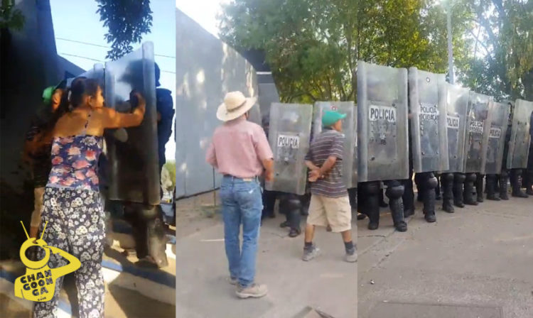 #Morelia Tras Detención De Regidor Morenista, Se Manifiestan Afuera De Barandillas