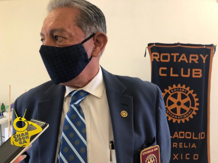 Efraín Sosa, rotario