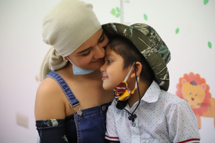 #Michoacán Niñas y niños con cáncer necesitan de tu sangre y plaquetas, dona