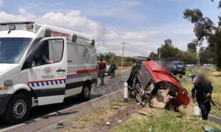 #Michoacán, Tres Muertos Y Un Menor Herido Deja Choque En Carretera