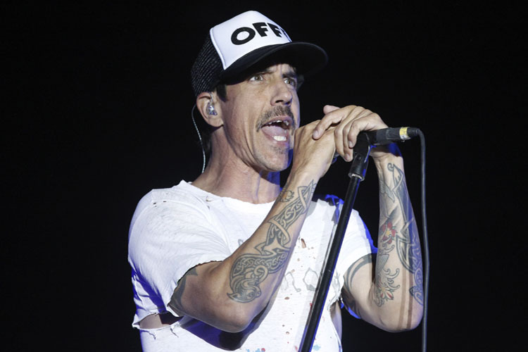 Anthony-Kiedis-vocalista-Red-Hot-Chili-Peppers
