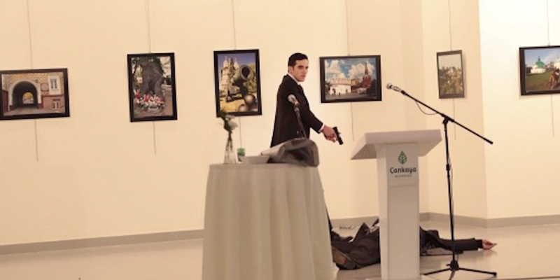 Asesinato-en-Turquía-es-la-ganadora-del-World-Press-Photo-2017