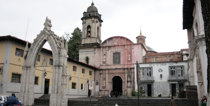 Iglesia de San Francisco Uruapan Michoacán