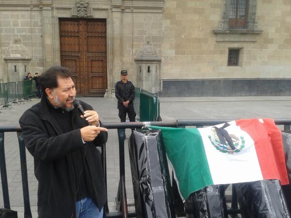 fernandez noroña manifestación por michoacán