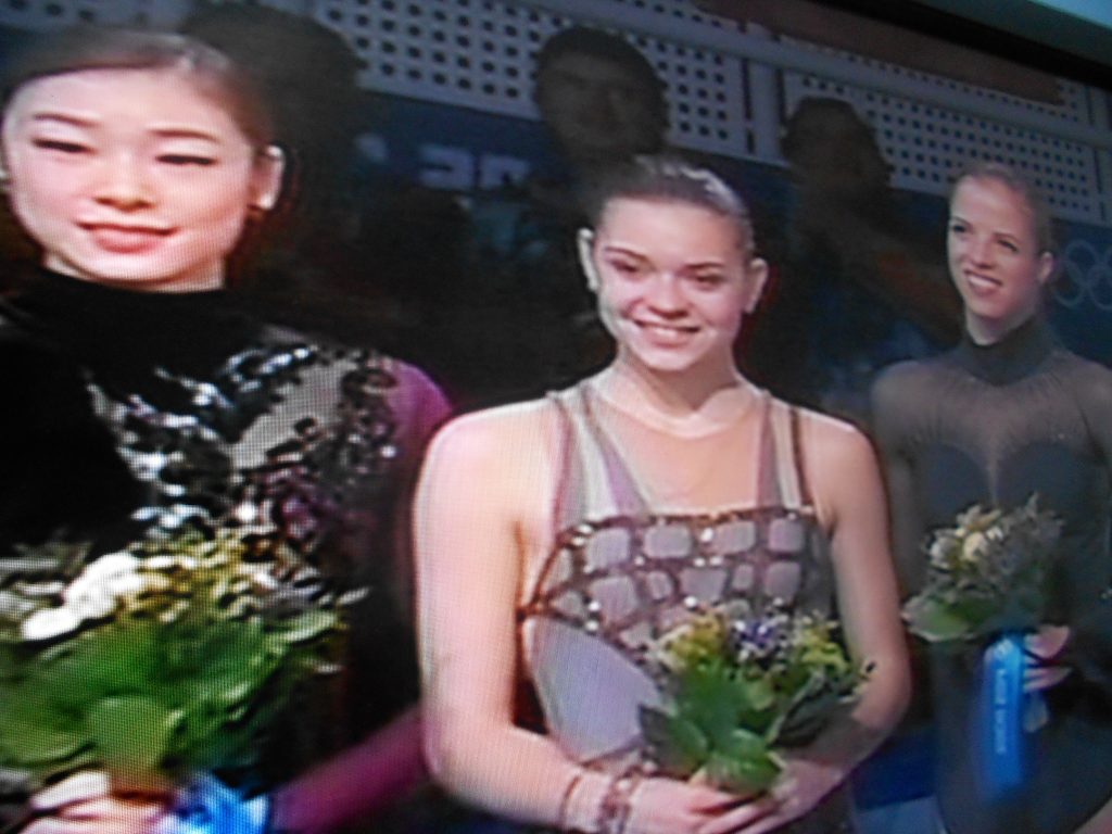 La rusa Adelina Sotnikova ganó oro en patinaje artístico Sochi 2014
