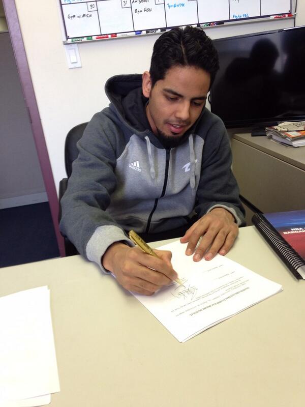 mexicano Jorge Gutiérrez firma contrato con los Brooklyn Nets de la NBA