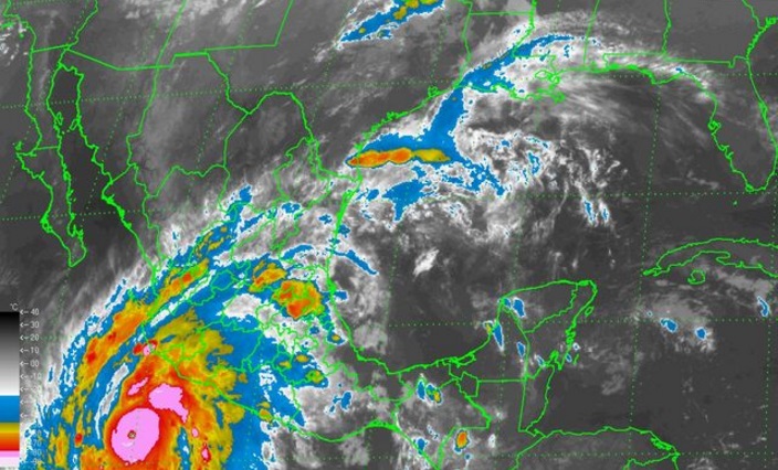 huracán Patricia clima