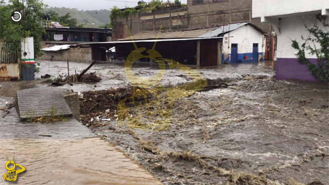 inundacion-Arteaga-huracan-Patricia-Michoacan-2