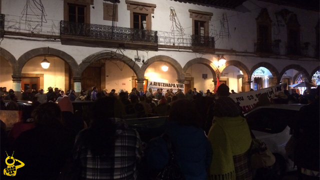 CNTE-se-manifiesta-en-Patzcuaro