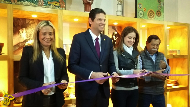 Thelma-Aquique-Arrieta,-Alfonso-Martinez,-Paola-Delgadillo-y-Juan-Torres-inauguracion-Centro-de-Atencion-turista