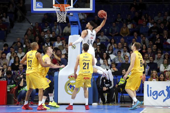 gustavo ayon real madrid mvp 2