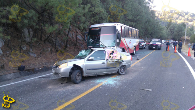 choque-autobus-particular-Michoacan