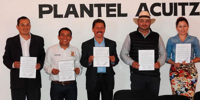 firma-convenio-Ayuntamiento-Acuitzio-e-ICATMI