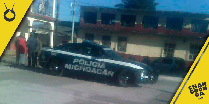 patrulla-retenida-Aranza-Michoacan