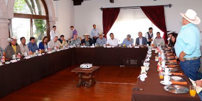 Escucha-Silvano-Necesidades-De-“Campesinos-Ideales-De-Zapata”